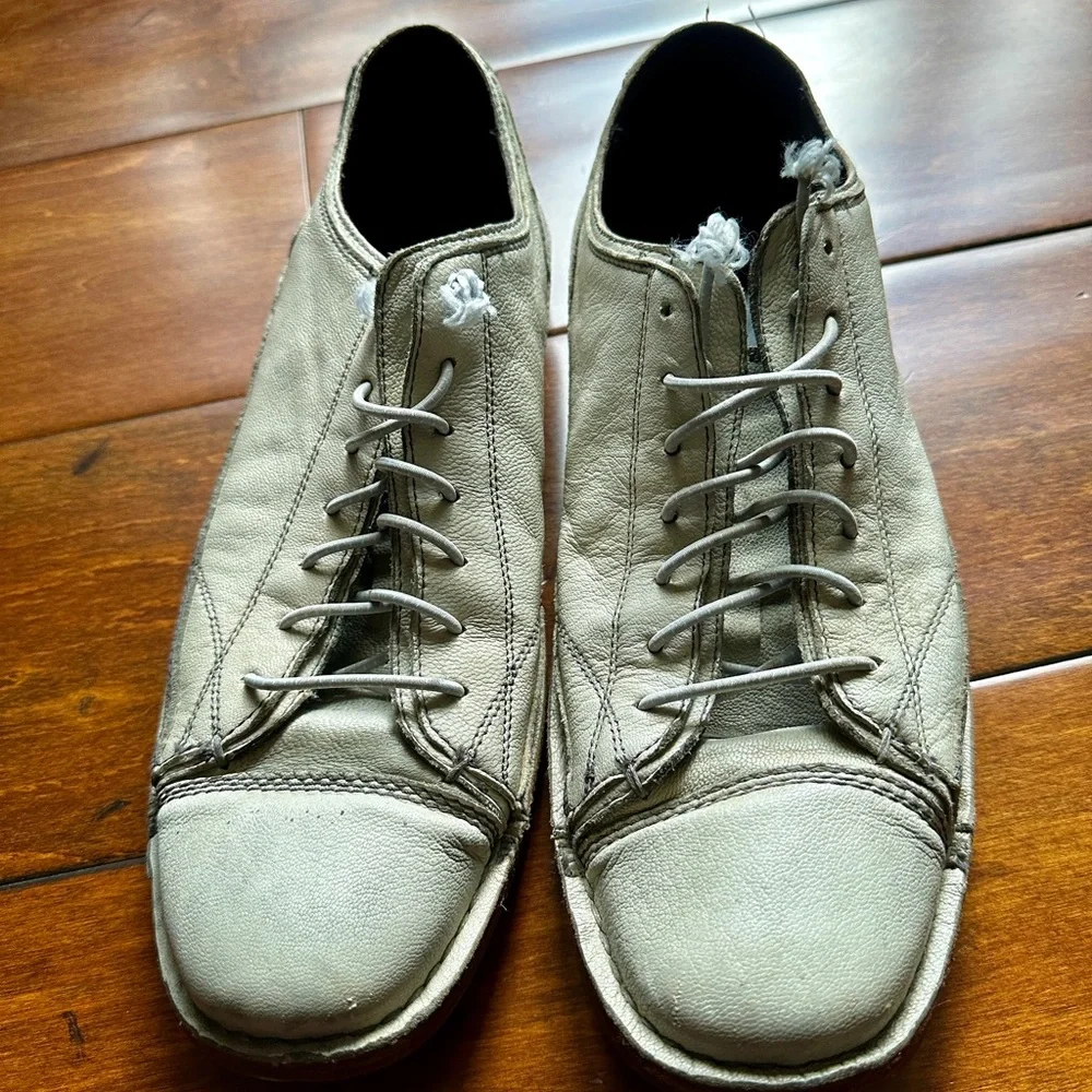 John Varvatos white sneakers 10M - Picture 3 of 9